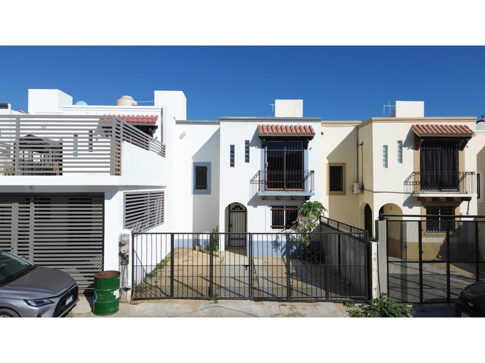 VENTA DE CASA EN CHIPIRÓN GARDENIAS, CABO SAN LUCAS, B.C.S DR-102