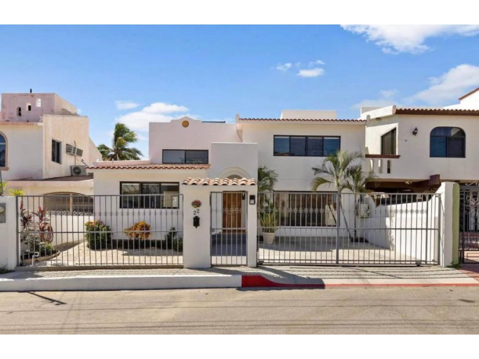 RENTA DE CASA EN MAGISTERIAL, SAN JOSÉ DEL CABO, B.C.S CA-35