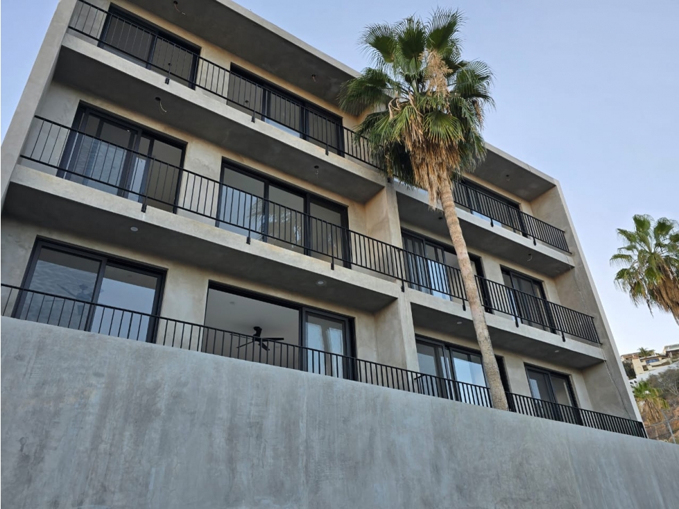 VENTA DE DEPARTAMENTO EN COYOTE TOWER, CABO SAN LUCAS, B.C.S FD-145