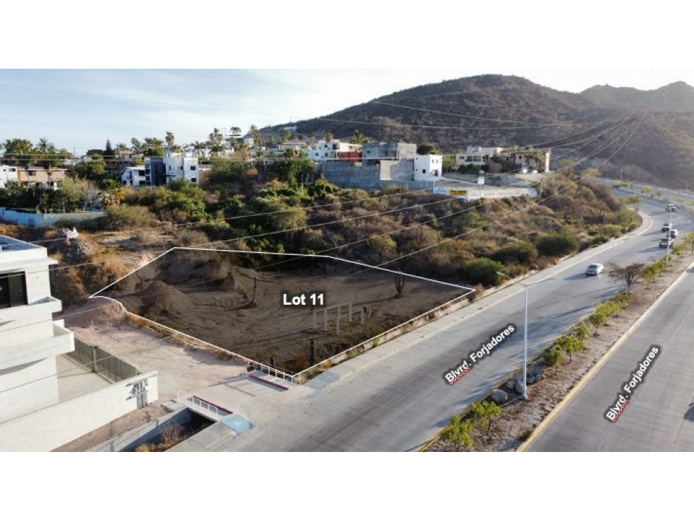 VENTA DE TERRENO EN BOULEVARD FORJADORES, SAN JOSÉ DEL CABO, IM-103 - 1
