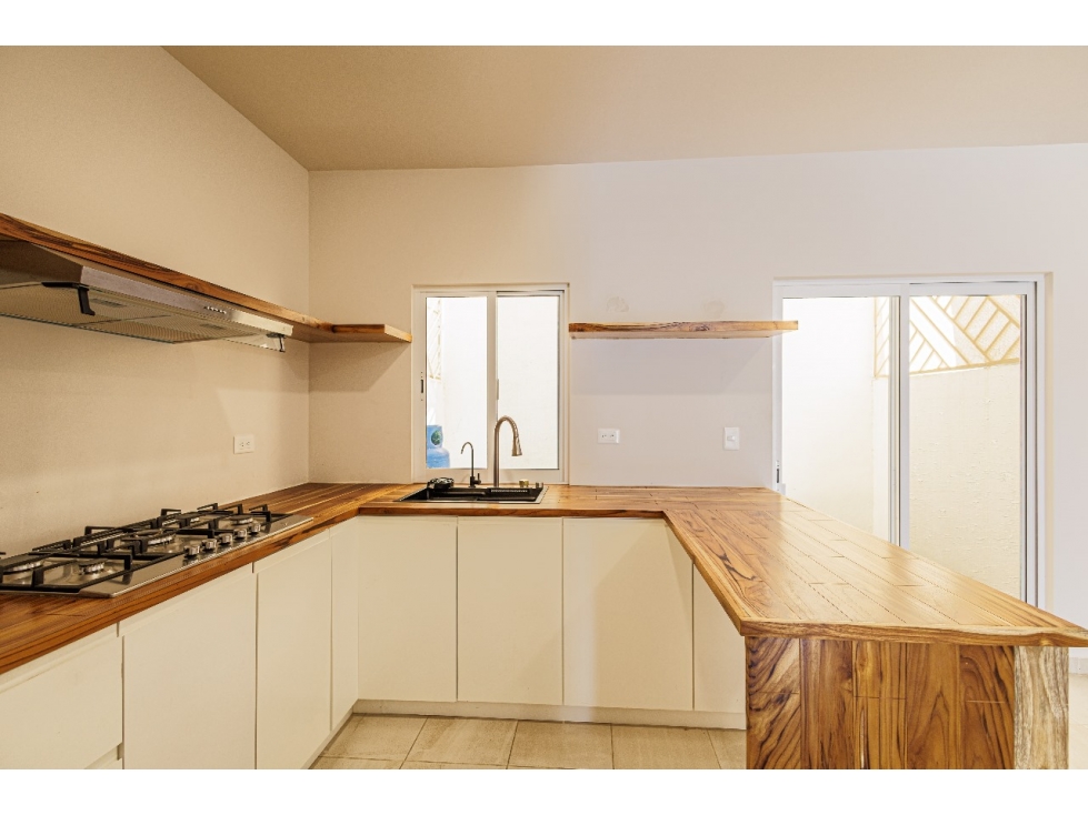 Casa en Venta 2 recamaras, 1.5 baños - 3