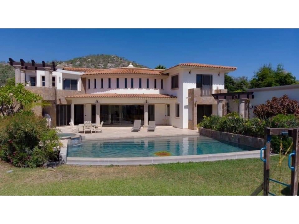 RENTA DE CASA RANCHO PARAISO EN CABO SAN LUCAS, B.C.S