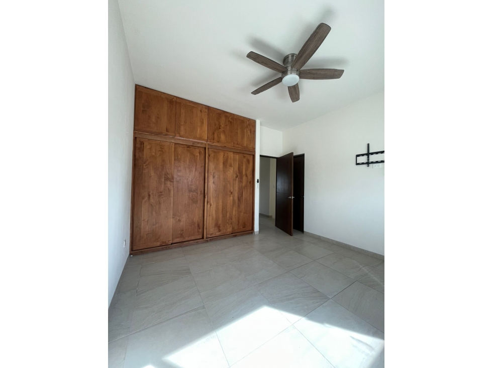 CASA EN RENTA Hacienda San José Casa de dos pisos — foto 3