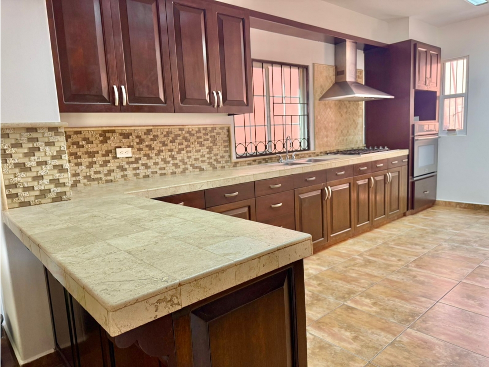 RENTA DE CASA EN COL. CASA BLANCA, CABO SAN LUCAS, B.C.S LD-168 — foto 3