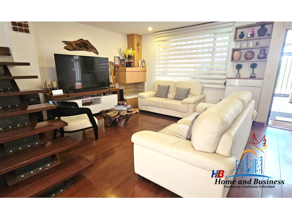 Hermosa, amplia y privada Casa en el Abra en Cota — foto 2