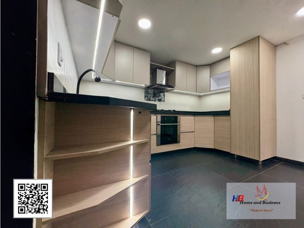Casa Independiente de 186 m² con Altillo en Venta Cota Centro