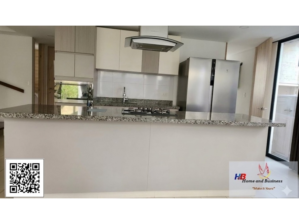 ESPECTACULAR CASA MODERNA DE DOS NIVELES (2022) CON JARDÍN PRIVADO — foto 3
