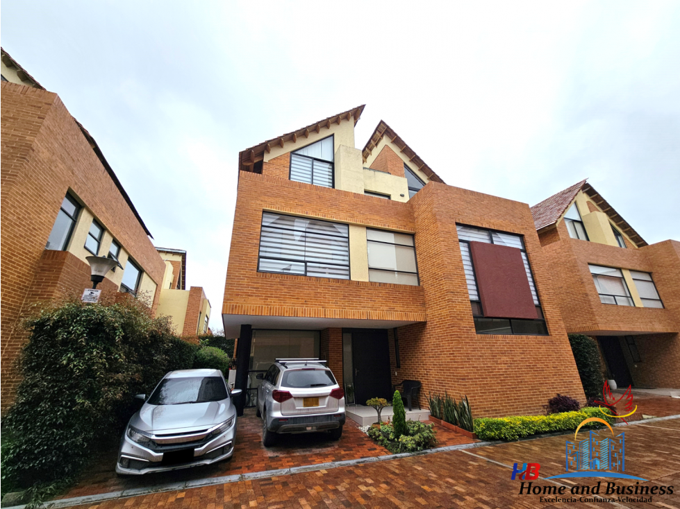 Casa Campestre en Conjunto Residencial Villa Lauren, Chía