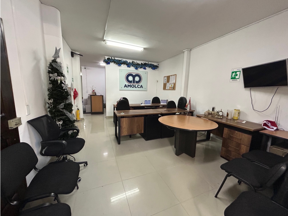 APARTA - OFICINA EN VENTA - EL MEJOR PUNTO DE LAURELES — foto 2