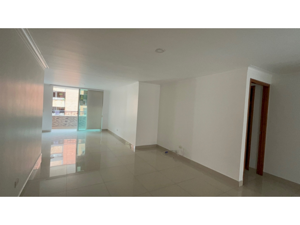VENTA APARTAMENTO LAURELES EDIFICIO EXCLUSIVO