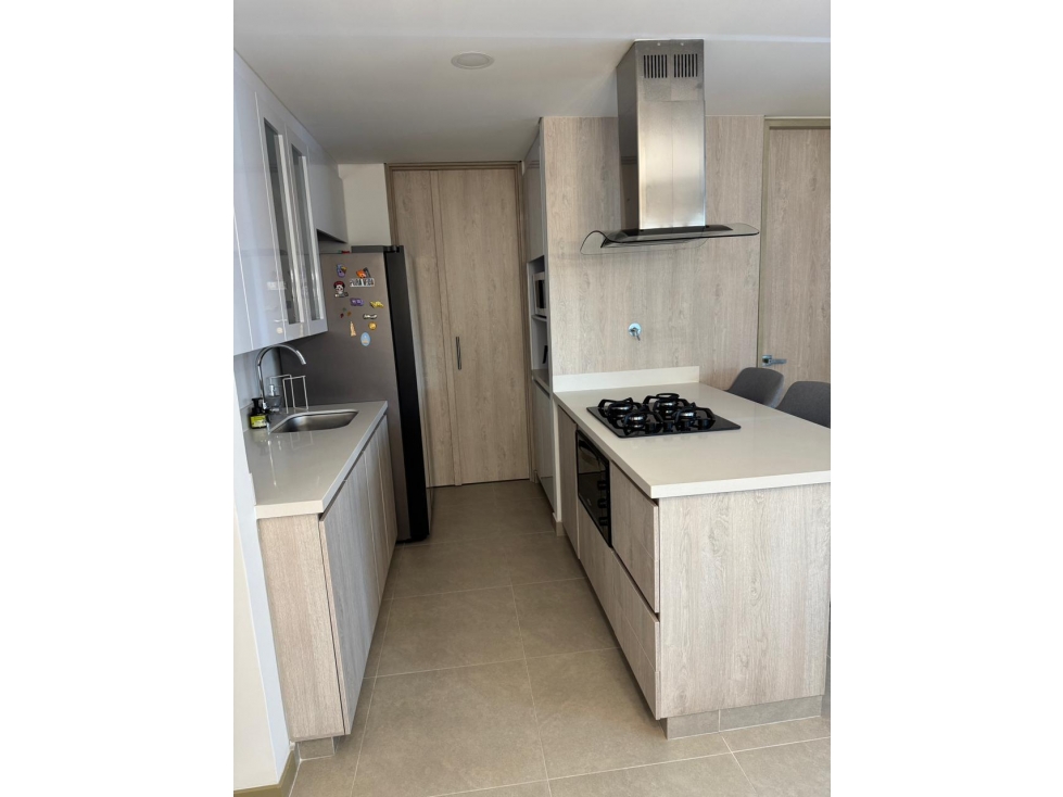 VENTA DE APARTAMENTO, ENVIGADO LOMA DE LAS BRUJAS — foto 2