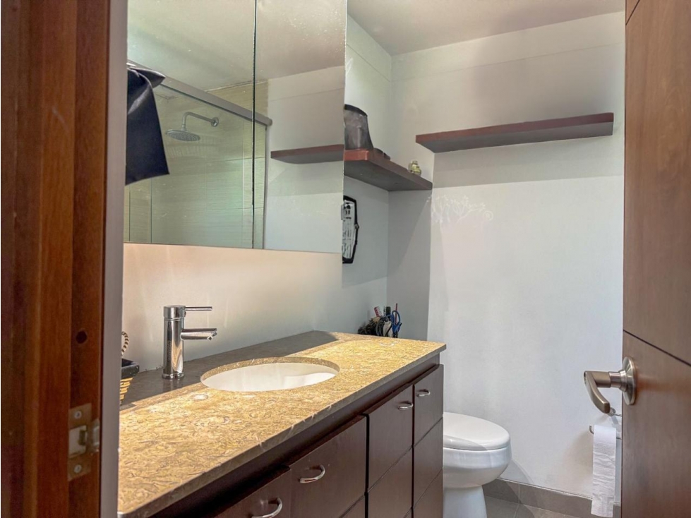 VENTA CASA 2 NIVELES ENVIGADO TV INTERMEDIA — foto 4