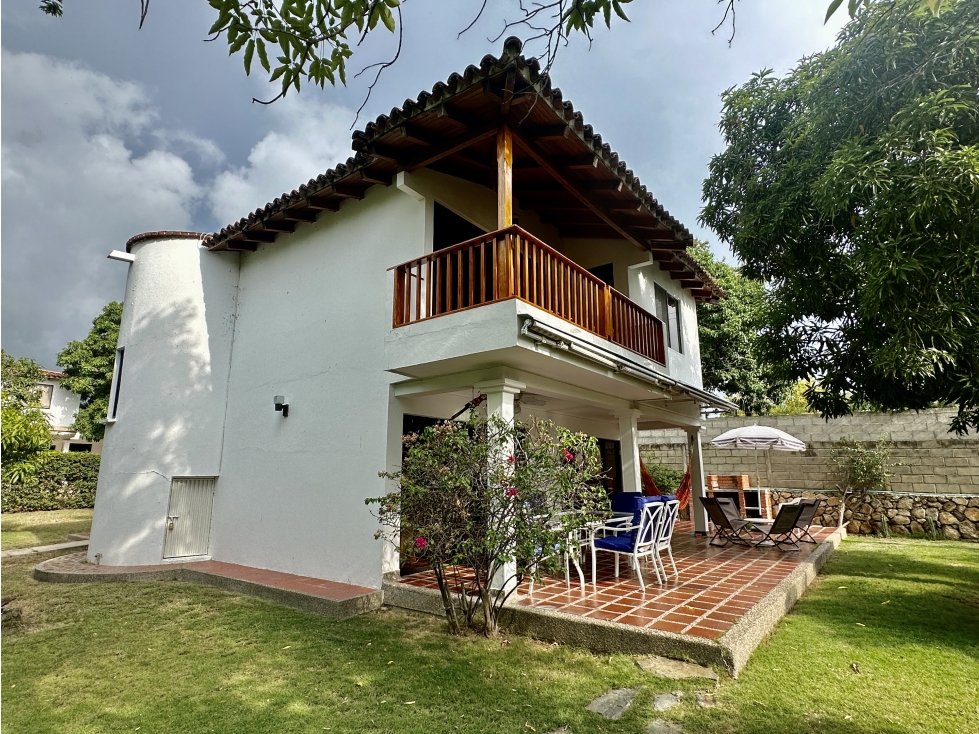 Venta de cabaña en conjunto frente de la playa, Don Jaca, Santa Marta