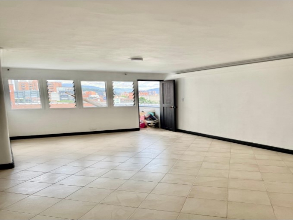 Apartamento En Venta En Laureles Medellín