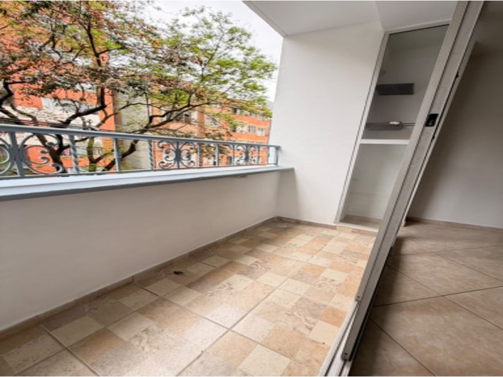 Apartamento En Venta Calle Larga Sabaneta