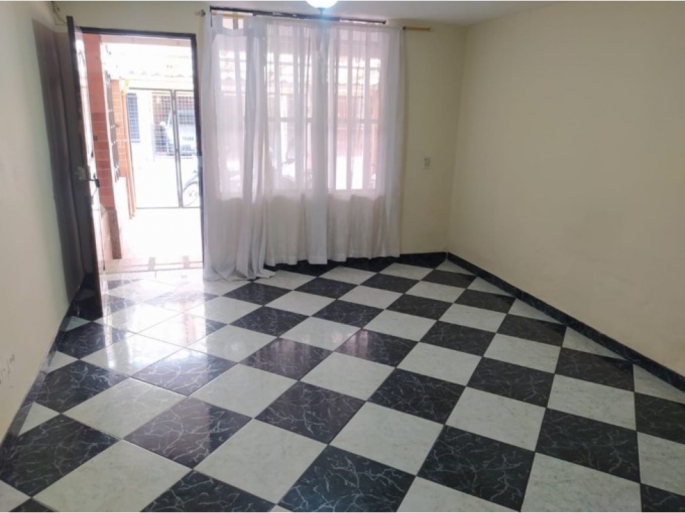 Apartamento en Arriendo en Pilarica