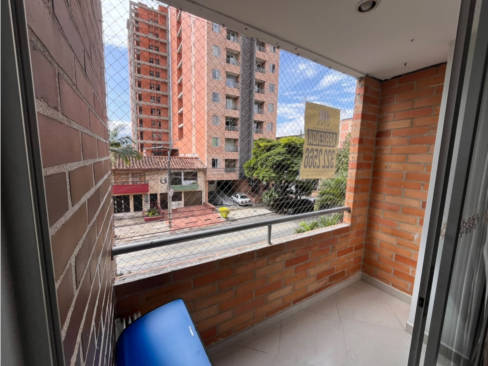 Apartamento En Arriendo En La Floresta Medellín
