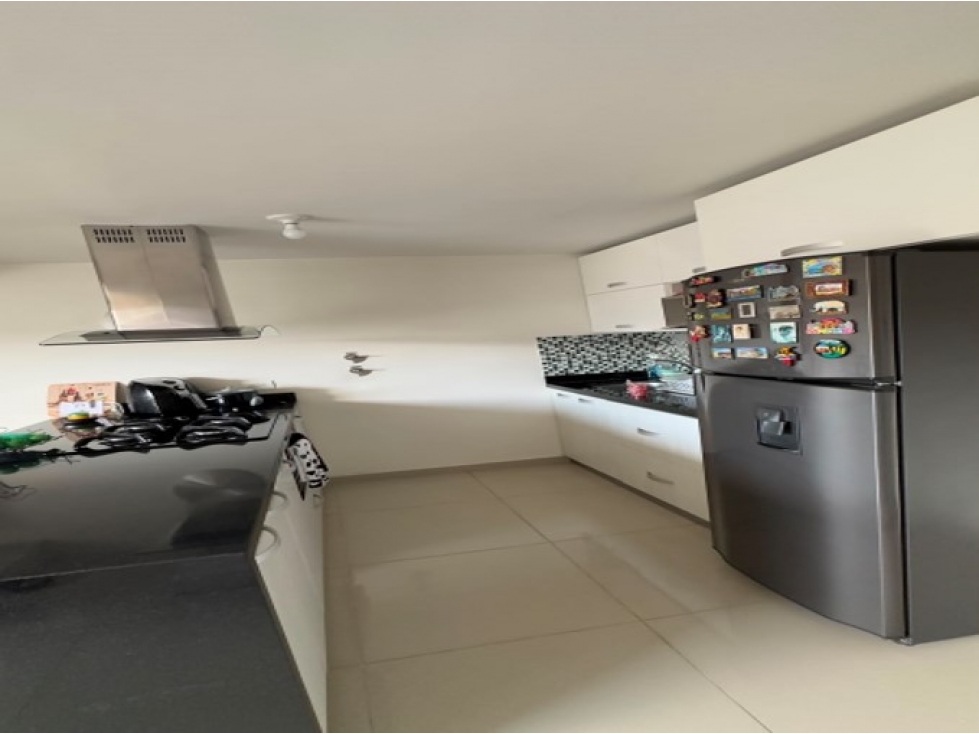 Apartamento En Venta En Loma De Los Bernal Medellín — foto 2