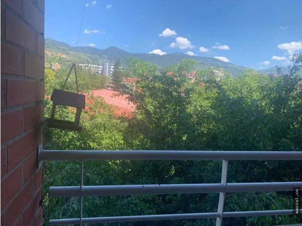 Apartamento En Venta La Castellana Medellín