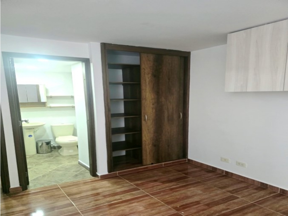Apartamento En Arriendo En Calasanz Medellín — foto 4