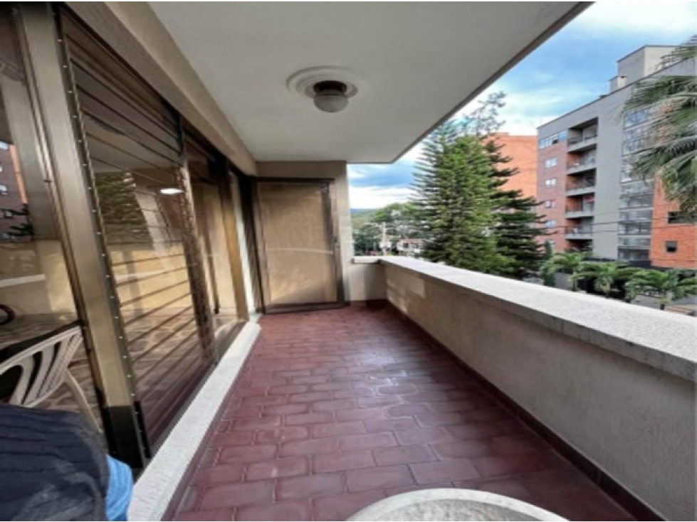Apartamento En Venta Laureles Medellín