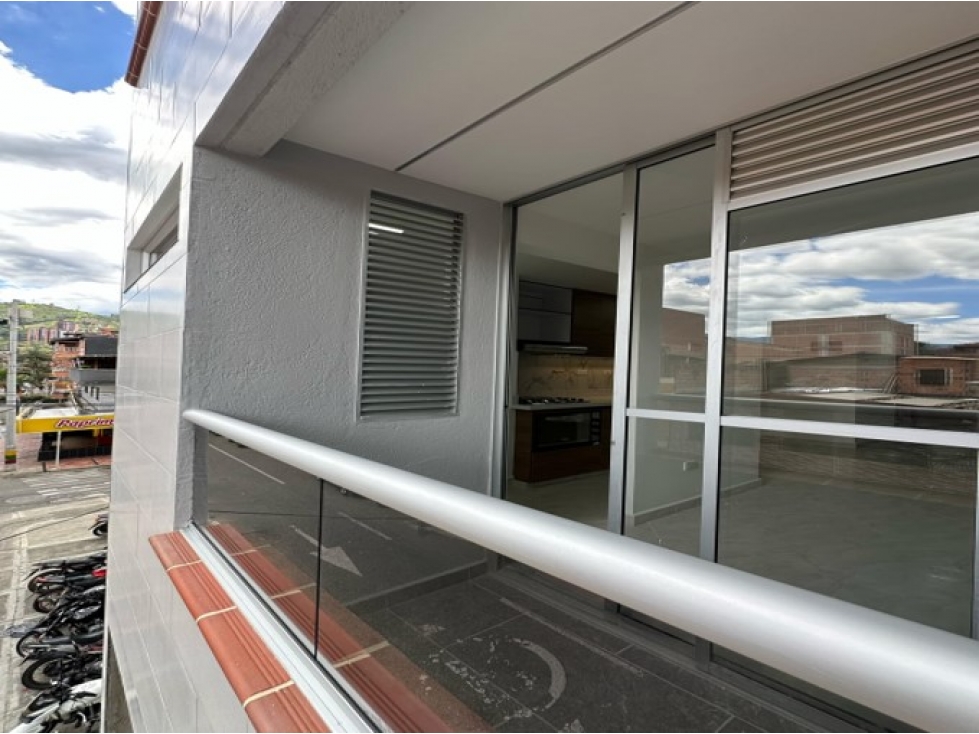 Apartamento En Venta Santa María Itagüí — foto 2
