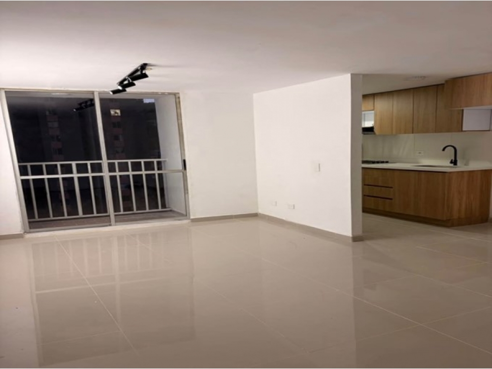 Apartamento En Venta Valadares Bello — foto 2