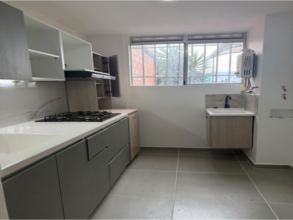 Apartamento En Venta En El Rincón Medellín — foto 2