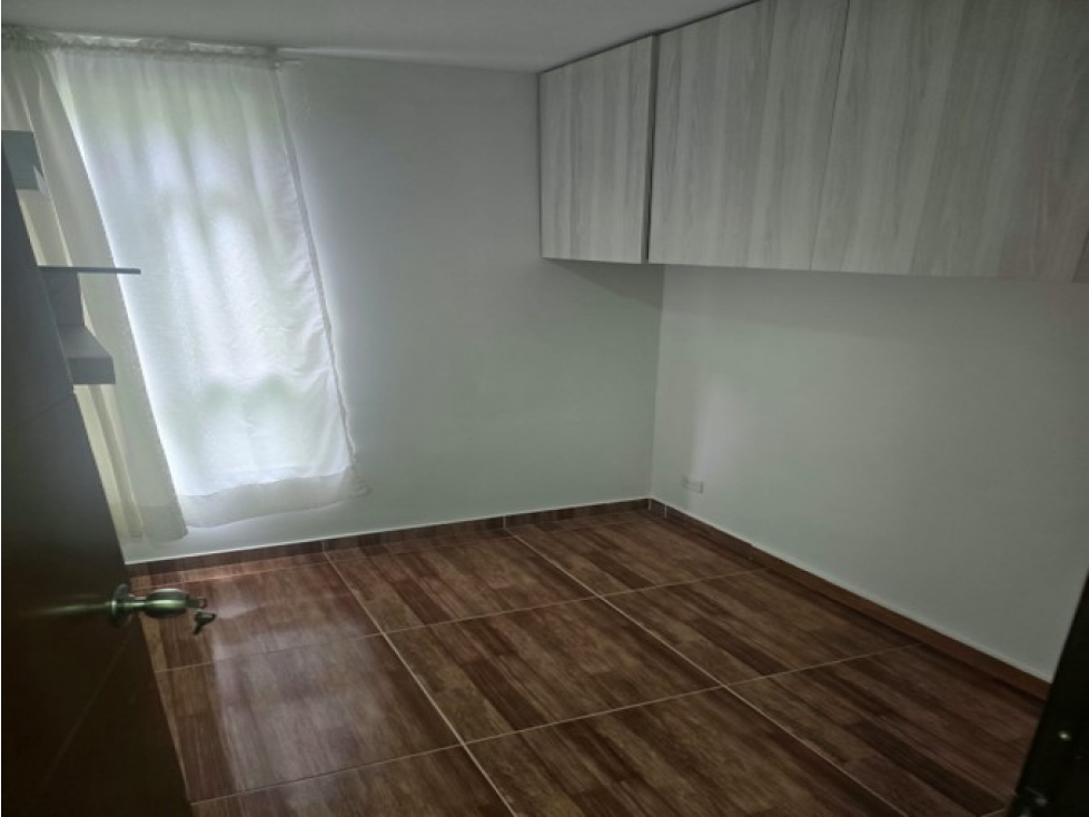 Apartamento En Arriendo En Calasanz Medellín — foto 5