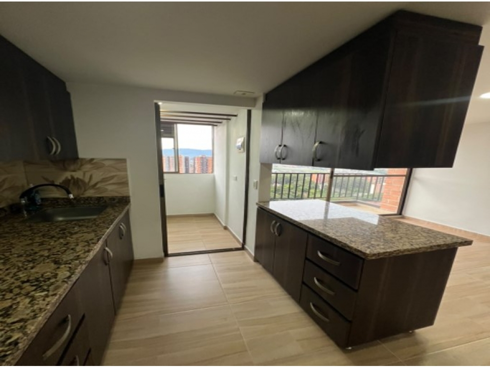 Apartamento En Venta Rodeo Alto Medellín — foto 5