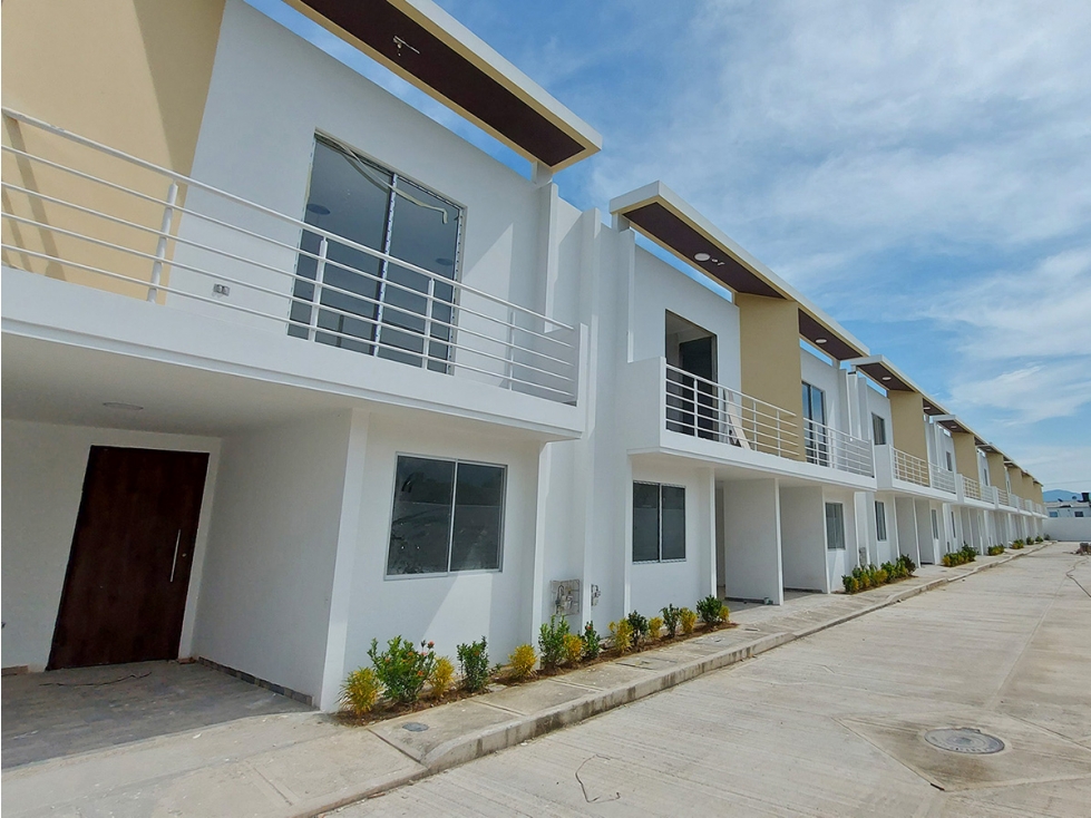 Casa en Venta en Conjunto Cerrado Cayca, Moderna, Santa Marta