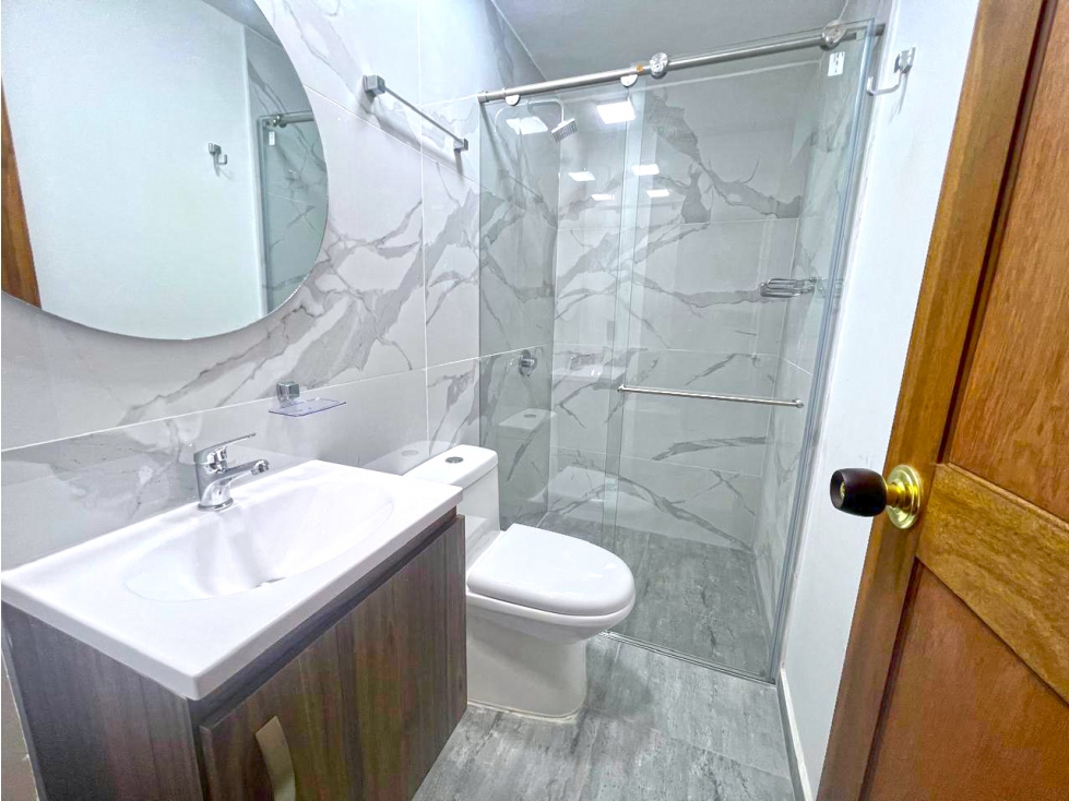 SE ARRIENDA APARTAMENTO EN EL EDIFICIO ARANJUEZ - SECTOR LA CASTELLANA - 6