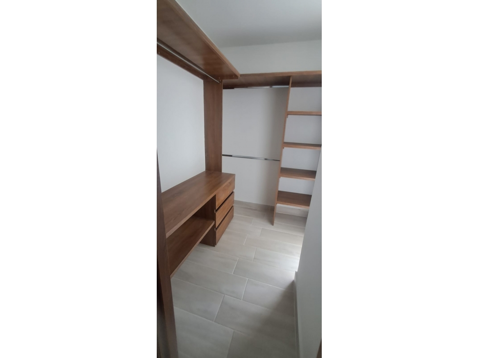 SE VENDE APARTAMENTO EN TORRE NURIA - SECTOR LA CASTELLANA — foto 6