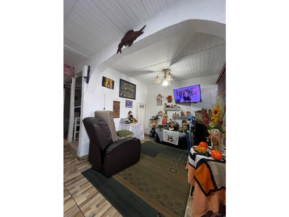 CASA EN VENTA EN LA FACHADA — foto 3