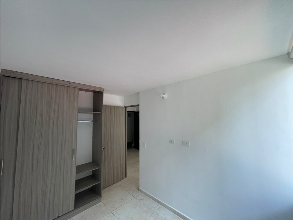 SE VENDE APARTAMENTO EN VENTA GRANADA CENTER — foto 4