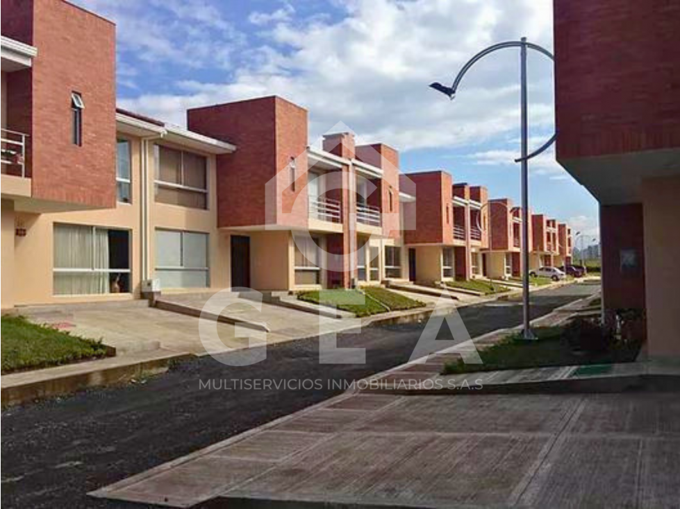 Venta de Casa Esquinera en Popayán, Valle Robledo Conjunto Residencial