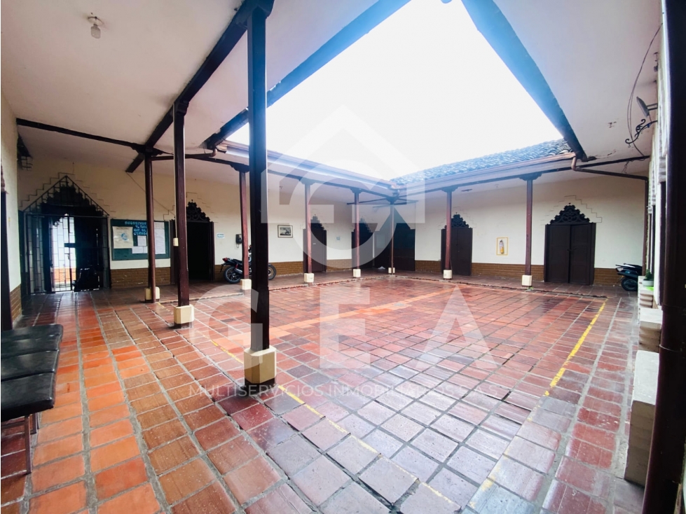 Venta/Permuta de Casona en el Centro — foto 3