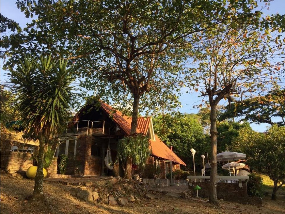 Casa La Mesa Condominio el Igua San Javier