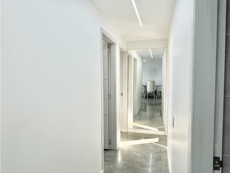 REMODELADO APARTAMENTO NUEVO CONDOMINIO PLAZA 50 - SANTA ANITA - SUR — foto 2