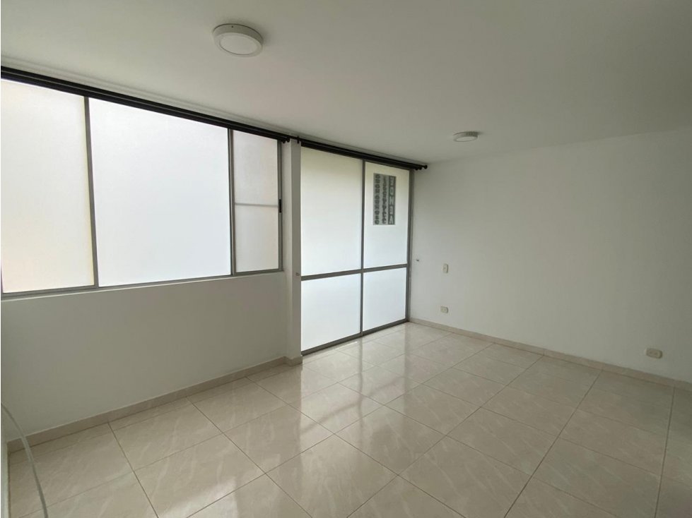 K108 CAOBA BOCHALEMA PISO 2 / APARTAMENTO