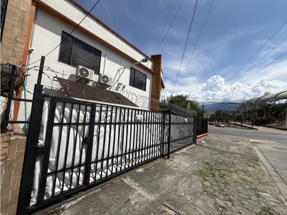 LOCALES / OFICINAS / COMERCIAL EN SAN FERNANDO — foto 4