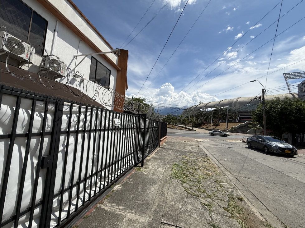 LOCALES / OFICINAS / COMERCIAL EN SAN FERNANDO — foto 5