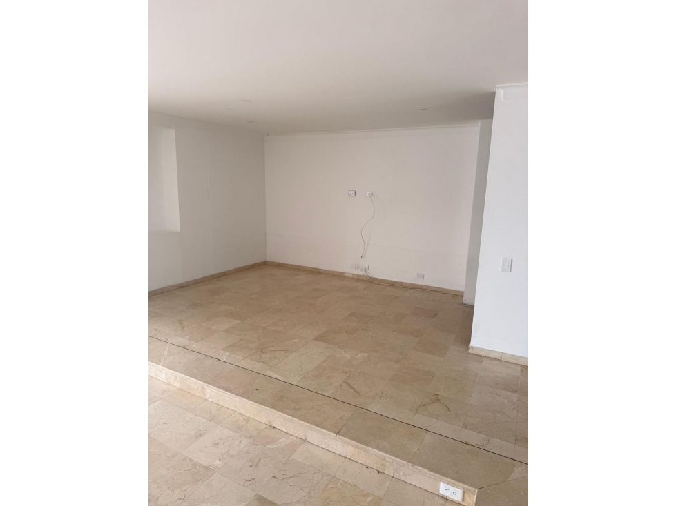 HERMOSO Y CLASICO APARTAMENTO EN EL POBLADO — foto 2