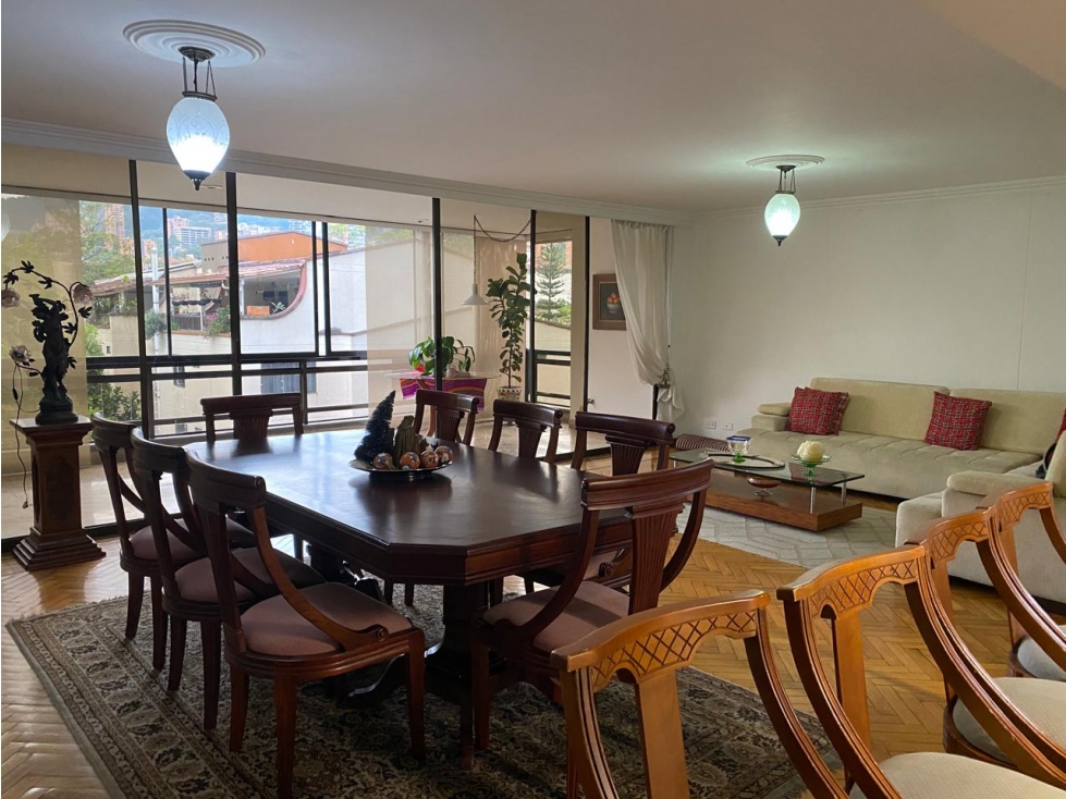 AMPLIO E ILUMINADO APARTAMENTO EN VENTA EN EL POBLADO — foto 5