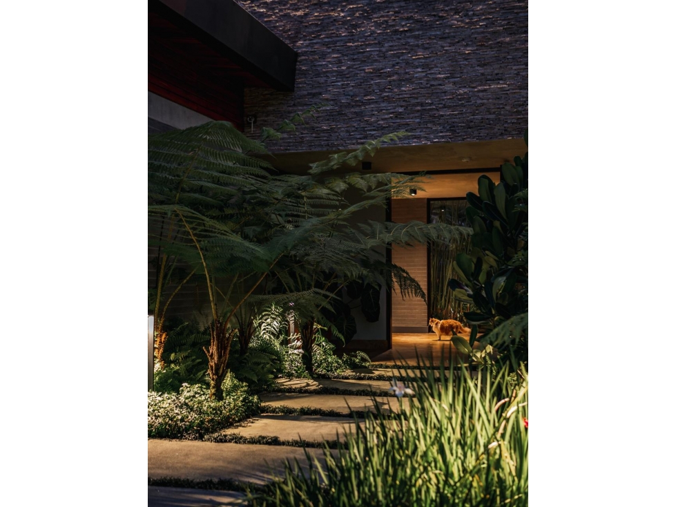 EN VENTA EXCEPCIONAL CASA EN EL RETIRO — foto 3