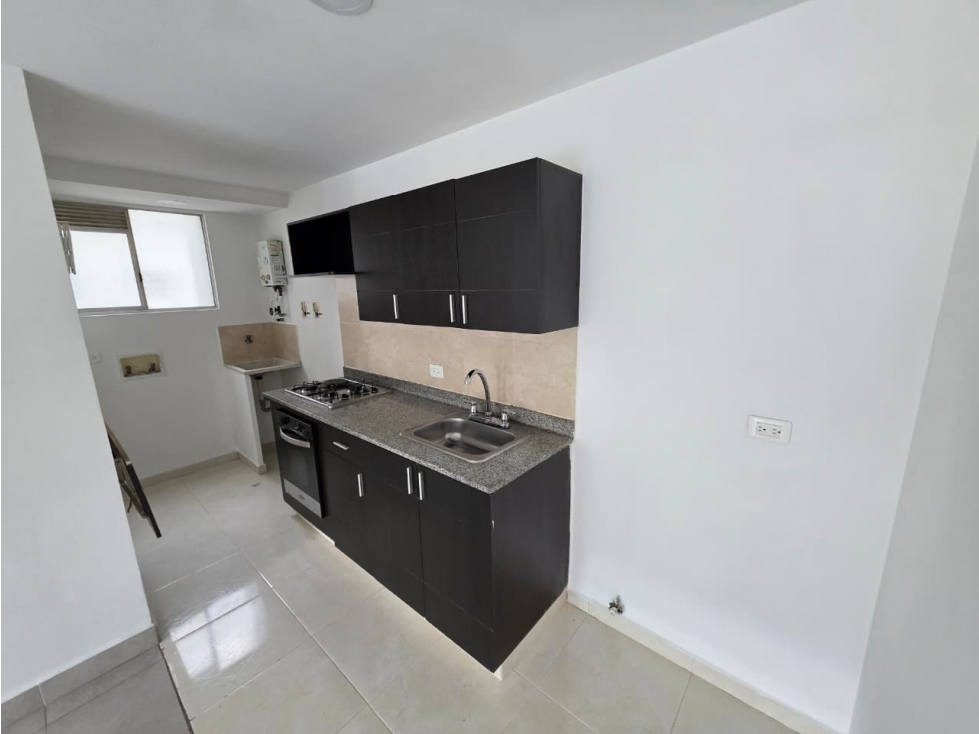 APARTAMENTO EN CIUDAD DEL RIO, MEDELLIN — foto 3