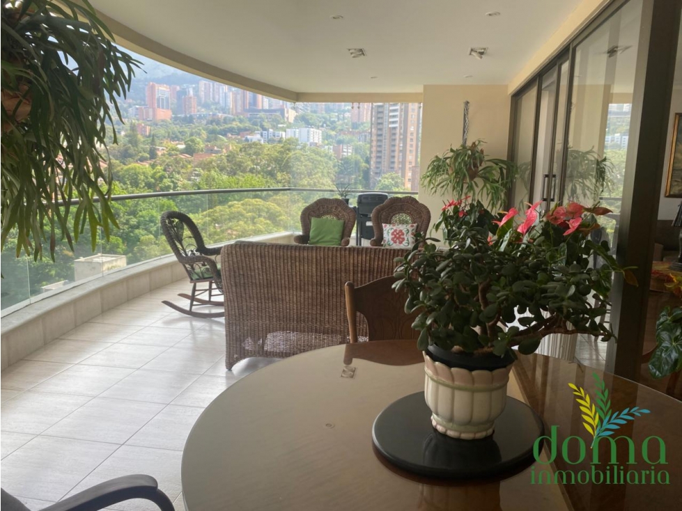 VENTA EXCELENTE APARTAMENTO EN EL POBLADO - PERFECTO PARA ACTUALIZAR — foto 2