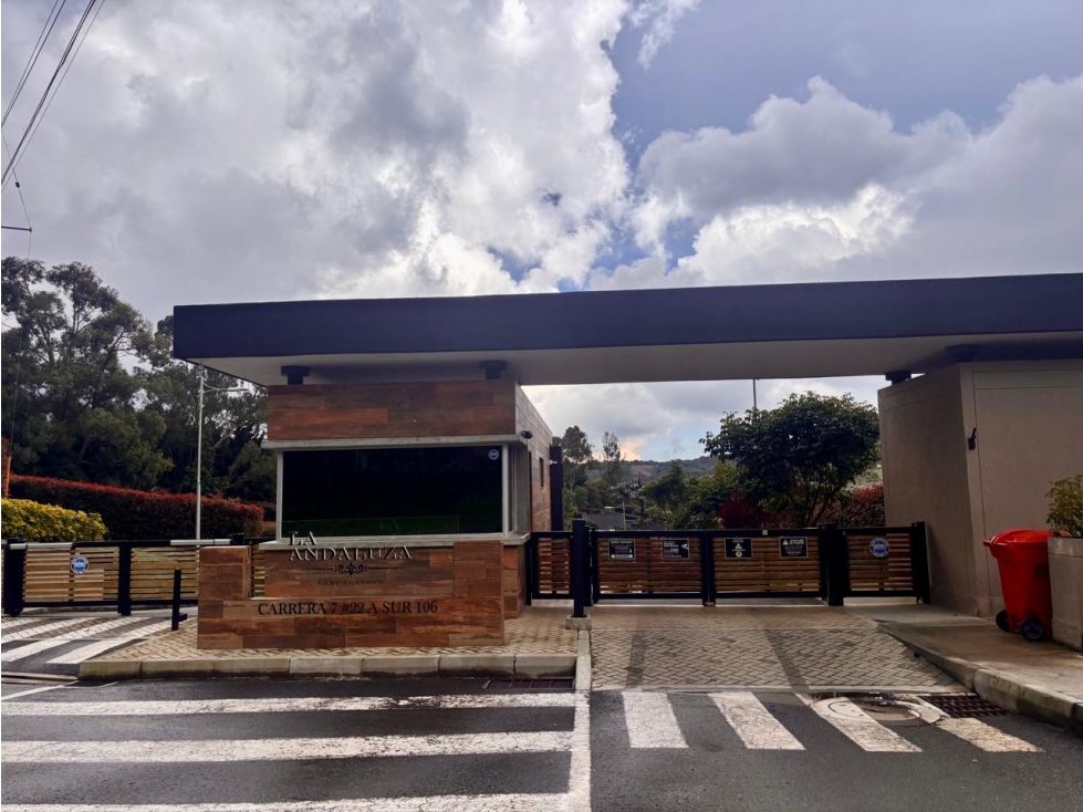 VENTA LOTE EN UNIDAD CERRADA, SECTOR LA ACUARELA - ALTO DE LAS PALMAS — foto 3