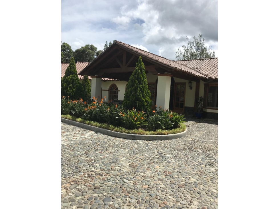 VENTA EXCLUSIVA CASA EN ENVIGADO con posiblidad de hacer otra vivienda — foto 2