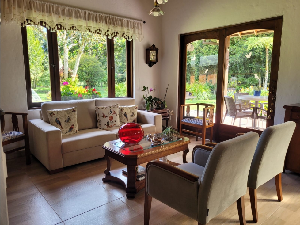 CÁLIDA Y HERMOSA CASA CAMPESTRE EN RIONEGRO — foto 6